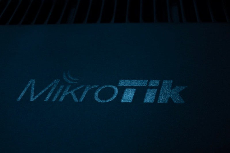 Guía Definitiva de MikroTik: Todo lo que Necesitas Saber (Edición 2025)